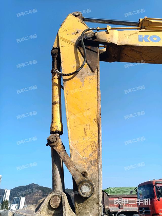 小臂整體左后（工作和回轉(zhuǎn)裝置）