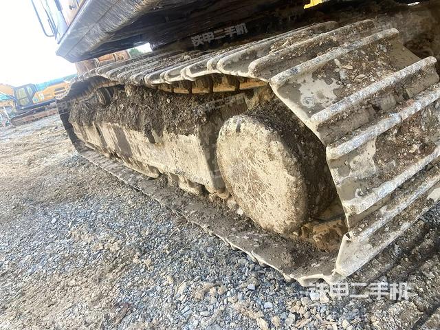 左側(cè)履帶整體?（行走機構(gòu)）