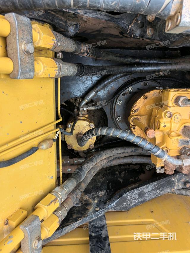 回轉(zhuǎn)馬達(dá)（上車部件）