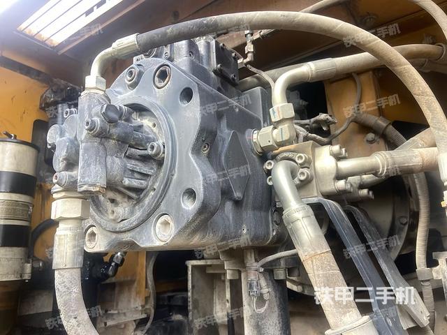 液壓泵室（大件艙室）