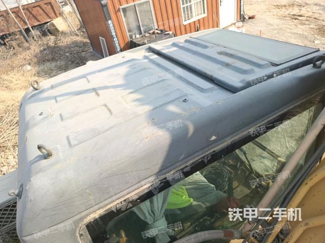 駕駛室頂部俯視(上車部件) 駕駛室頂部俯視(上車部件)