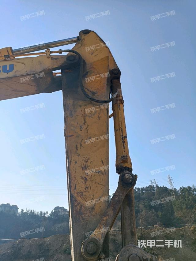 小臂整體右前（工作和回轉(zhuǎn)裝置）