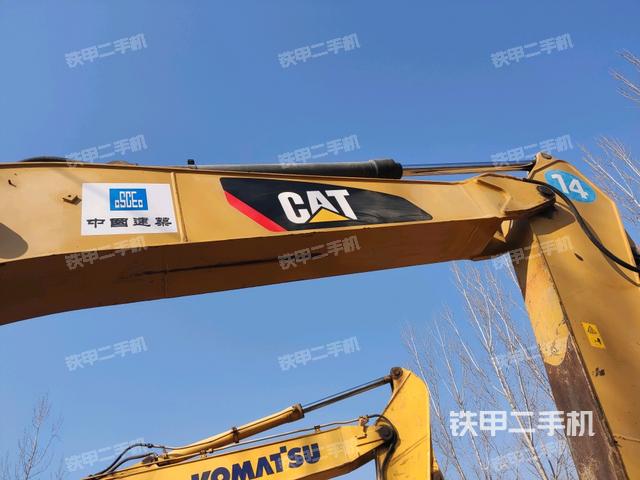 小臂整體左后（工作和回轉裝置）