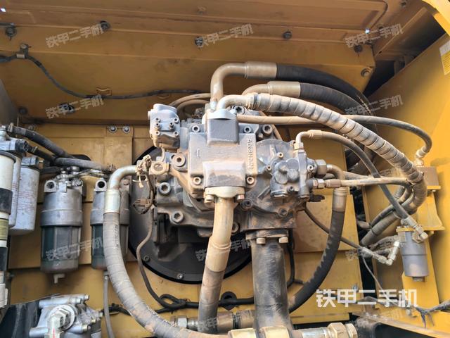 液壓泵室(大件艙室) 液壓泵室(大件艙室)