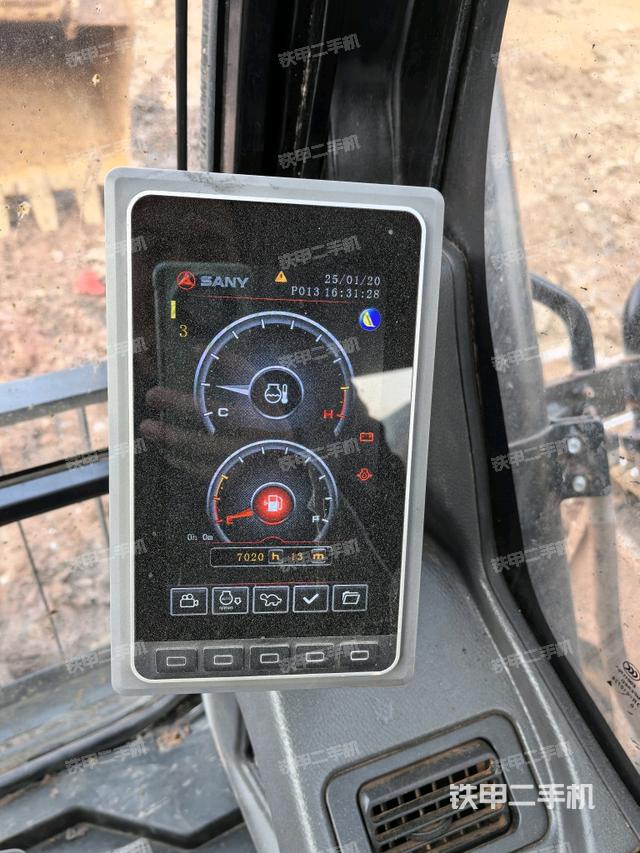 顯示屏?（駕駛室部分）