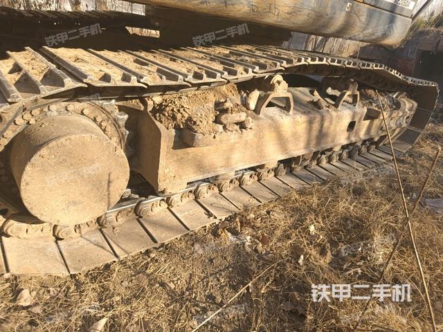 右侧行走马达盖板（行走机构）