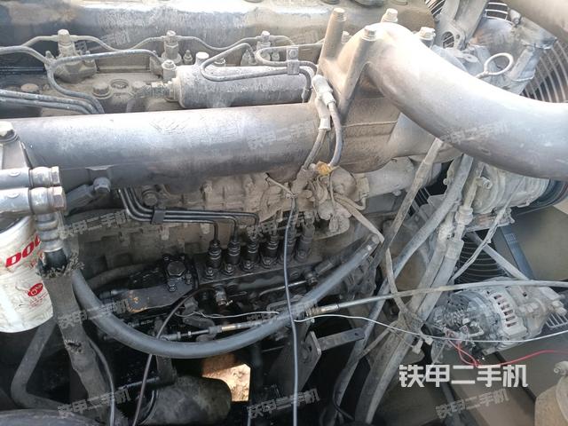 氣門室蓋螺絲特寫（上車部件）