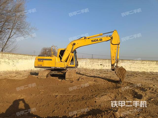 整機右后45°（整機外觀）