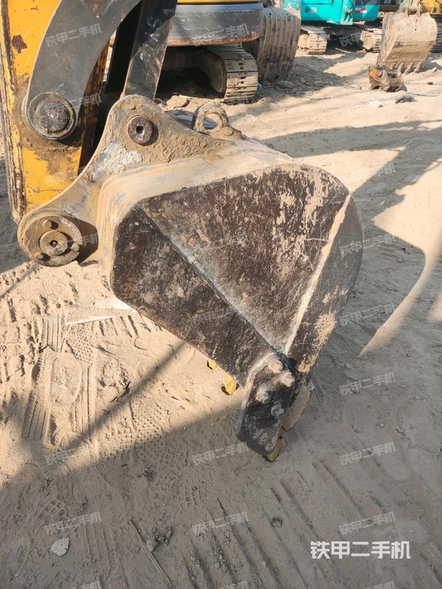 鏟斗45度（工作和回轉(zhuǎn)裝置）