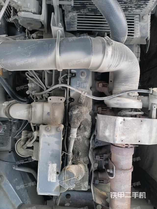 發(fā)動(dòng)機(jī)室（上車(chē)部件）