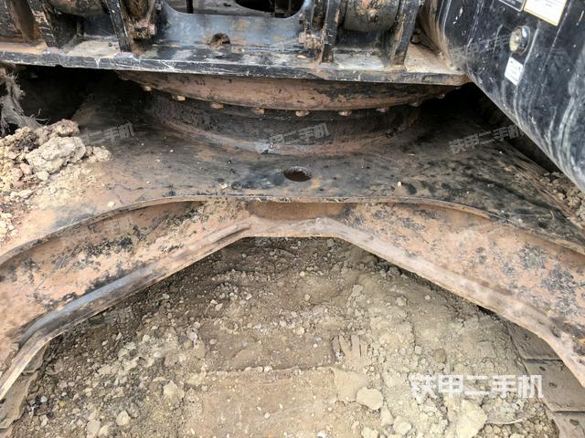 大臂根部?斜視（工作和回轉(zhuǎn)裝置）