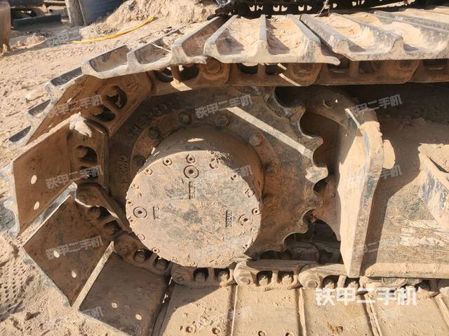 左驅(qū)動(dòng)輪（行走機(jī)構(gòu)）