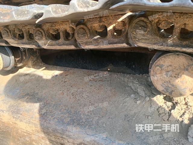 左側(cè)行走馬達(dá)蓋板（行走機(jī)構(gòu)）