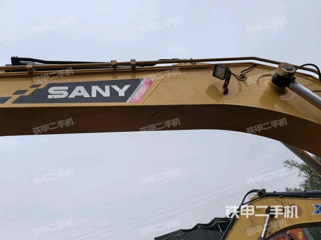 大臂油缸整體?豎拍（工作和回轉(zhuǎn)裝置）