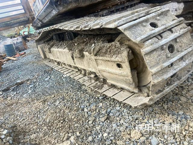 右側(cè)履帶整體（行走機構(gòu)）