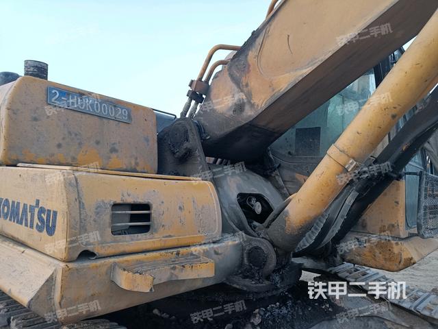 大臂根部?斜視（工作和回轉(zhuǎn)裝置）