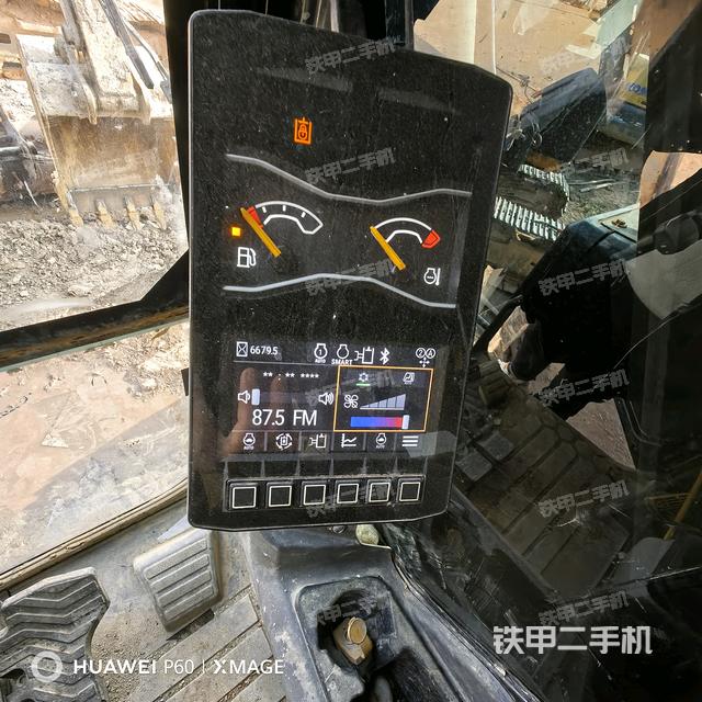 顯示屏?(駕駛室部分) 顯示屏?(駕駛室部分)