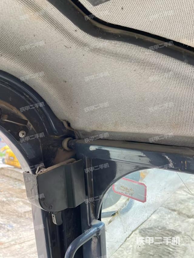 座椅后部（駕駛室部分）