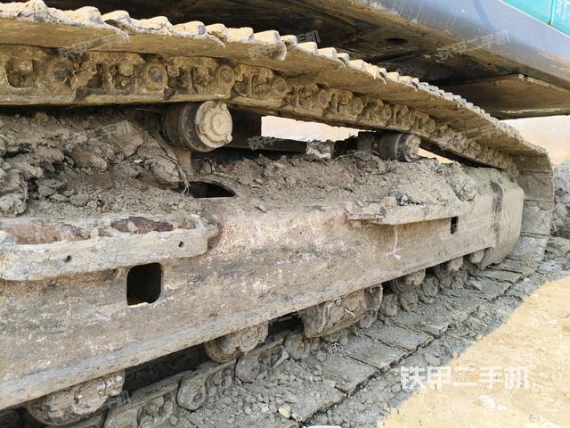 左側(cè)履帶整體?(行走機構(gòu)) 左側(cè)履帶整體?(行走機構(gòu))