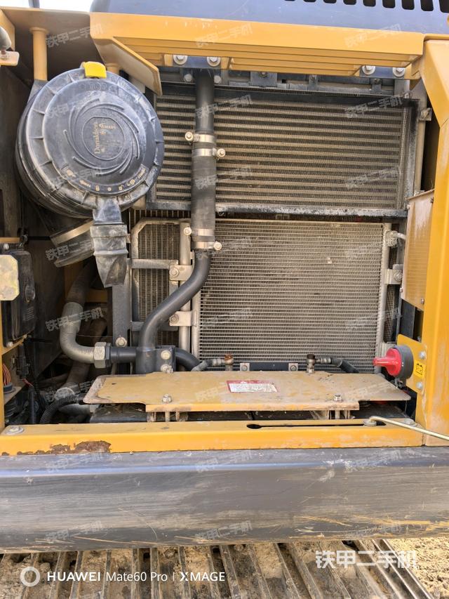 散熱器正面（大件艙室）