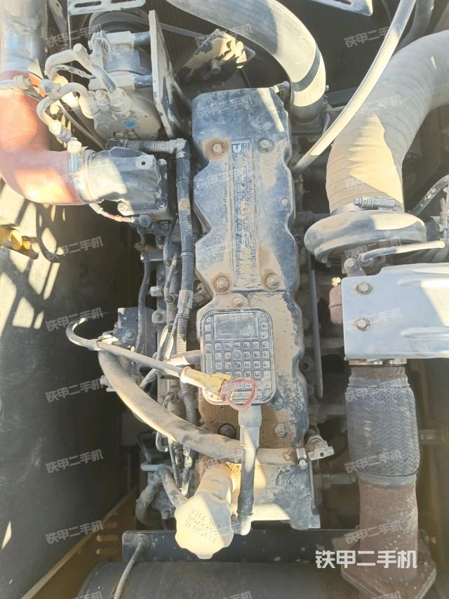 气门室盖螺丝特写（上车部件）