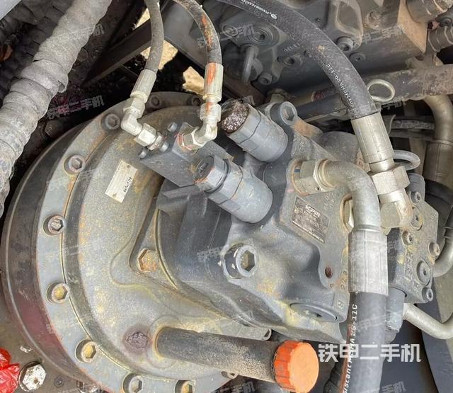 回轉(zhuǎn)馬達(dá)（上車部件）