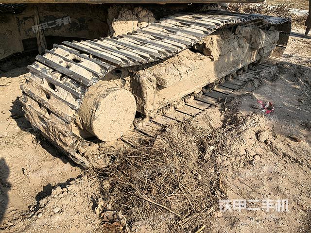 单侧履带整体（整机外观）