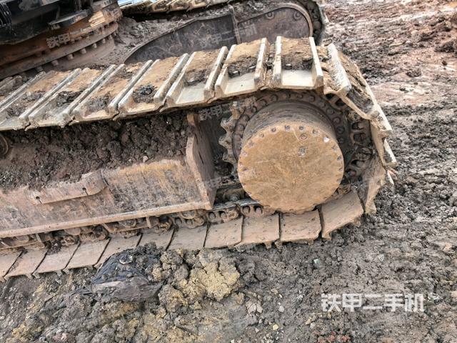 右側(cè)行走馬達(dá)蓋板（行走機(jī)構(gòu)）