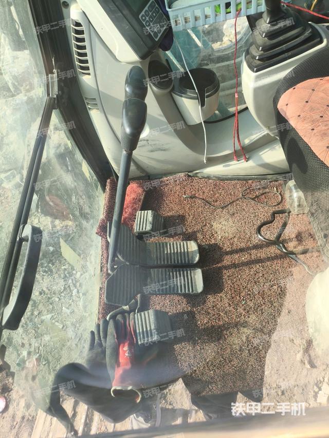 顯示屏?(駕駛室部分) 顯示屏?(駕駛室部分)