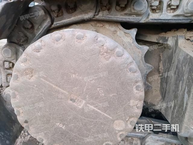 右驅(qū)動(dòng)輪（行走機(jī)構(gòu)）