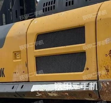 散熱器正面（大件艙室）