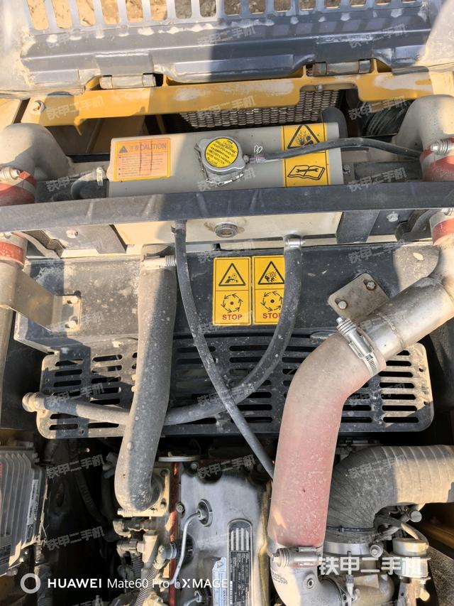 回轉(zhuǎn)馬達(dá)（上車部件）