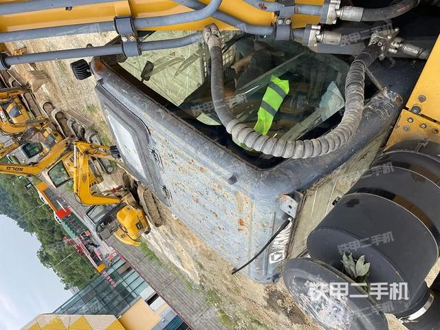 駕駛室頂部俯視（上車部件）