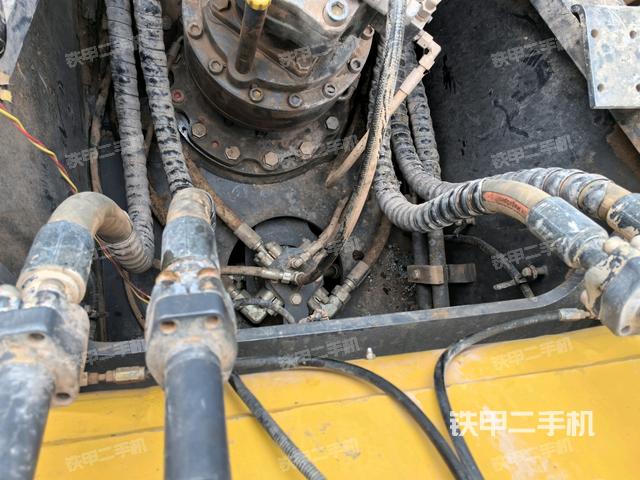 回轉(zhuǎn)馬達（上車部件）