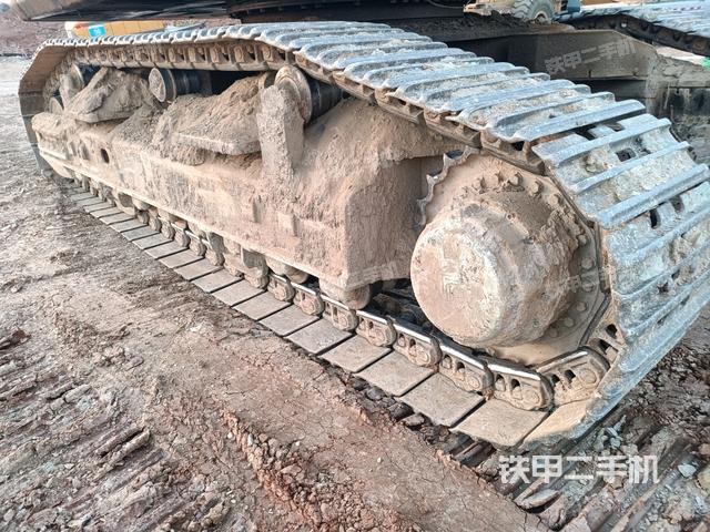 左側履帶整體?（行走機構）