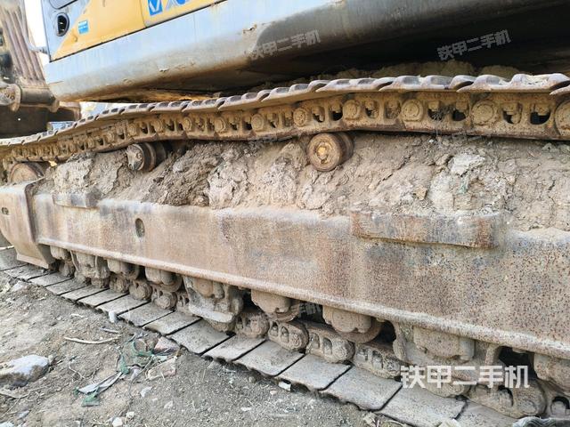 右側(cè)履帶整體（行走機(jī)構(gòu)）