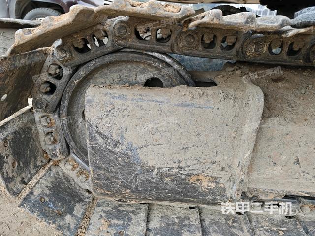 右驅(qū)動輪(行走機構(gòu)) 右驅(qū)動輪(行走機構(gòu))