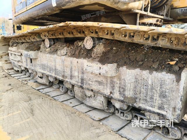 右側(cè)履帶整體（行走機構(gòu)）