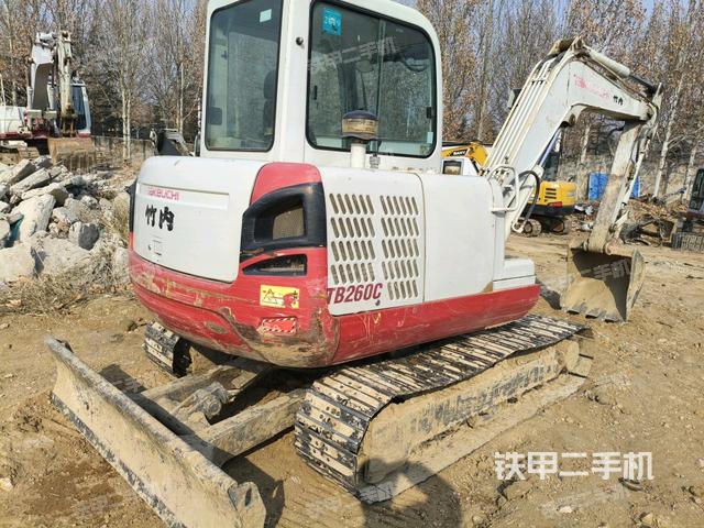 右后45(整機(jī)外觀) 右后45(整機(jī)外觀)