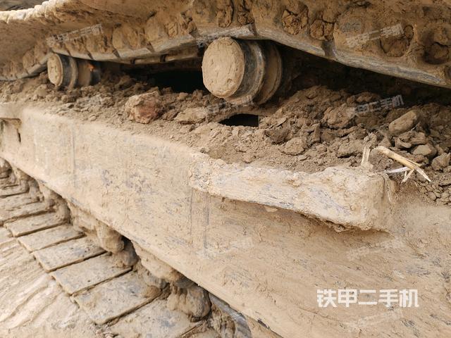 右側(cè)履帶整體（行走機構(gòu)）