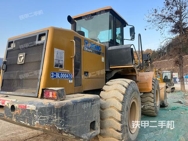 整機(jī)右后45°（整機(jī)外觀及大件）