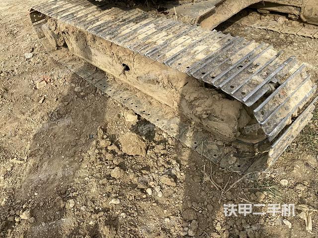 右側(cè)履帶整體?（行走機構(gòu)）