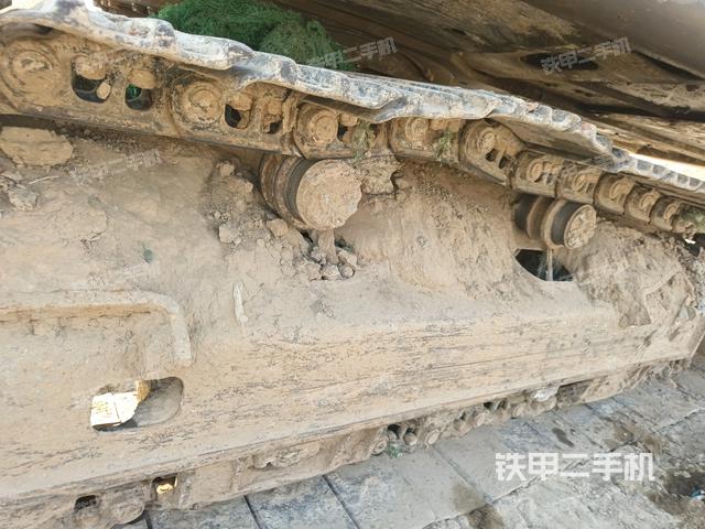 左導(dǎo)向輪（行走機(jī)構(gòu)）