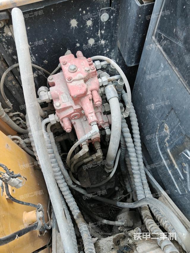 回轉(zhuǎn)馬達(上車部件) 回轉(zhuǎn)馬達(上車部件)