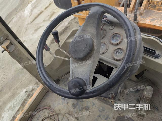 驾驶室操作台（整机外观及大件）