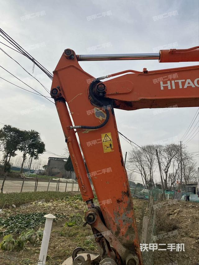 小臂整體左后（工作和回轉(zhuǎn)裝置）