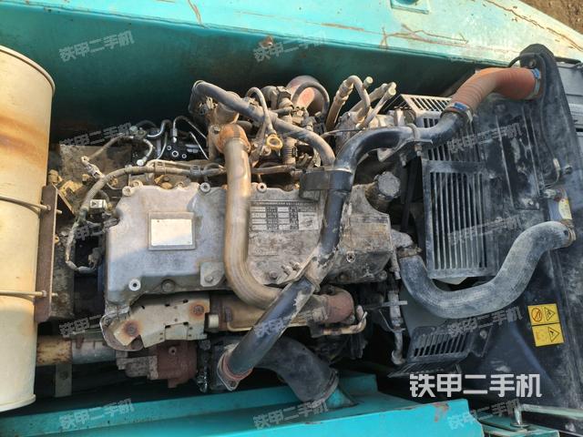 發(fā)動機室(上車部件) 發(fā)動機室(上車部件)