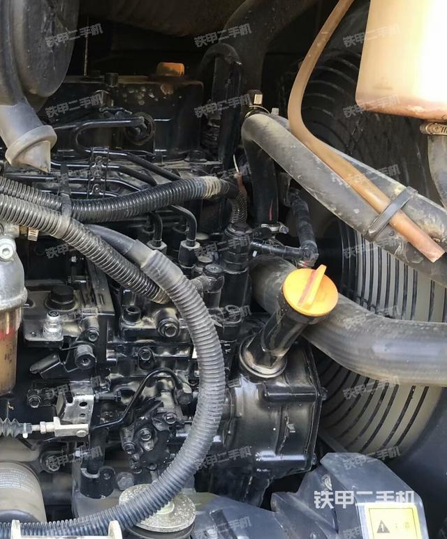 液壓泵室(大件艙室) 液壓泵室(大件艙室)