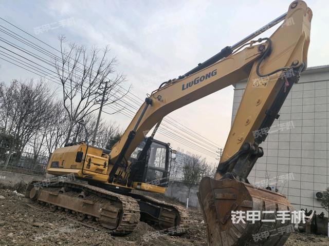 右前45(整機(jī)外觀) 右前45(整機(jī)外觀)
