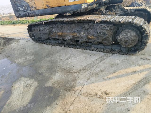 左側(cè)履帶整體?（行走機(jī)構(gòu)）